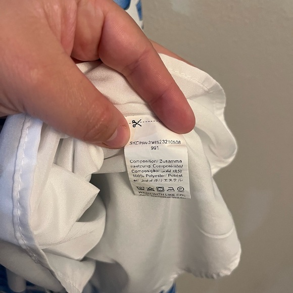 Amazon Blue and White Floral Maxi Dress - Picture 7 of 9